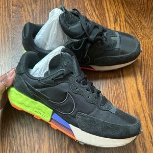 NIKE WOMENS FONTANKA WAFFLE